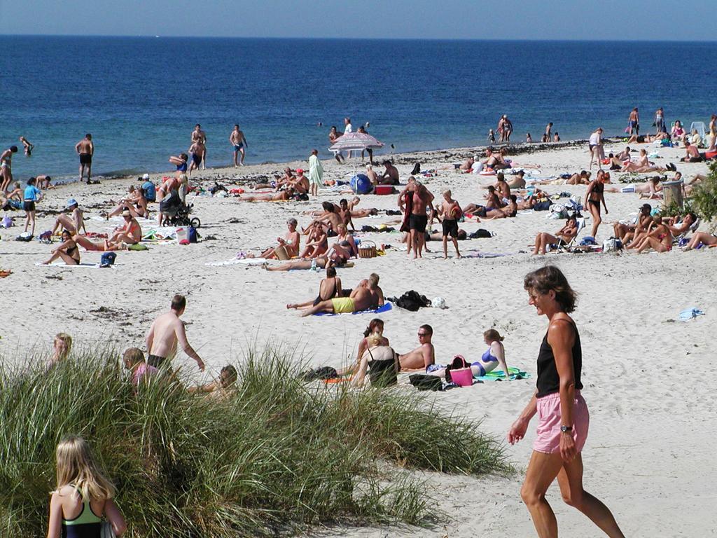 Nordskoven Strand Camping Rønne Chambre photo